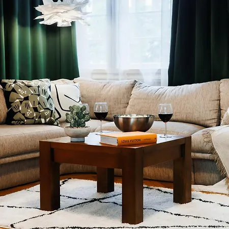 Fireplace Retreat 115m2 With Balcony Old Town דירה בלגרד